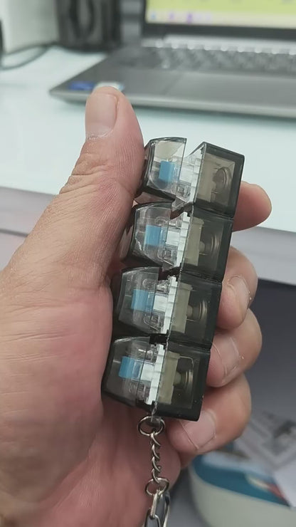 Anti-stress keychain with 4 mechanical keys